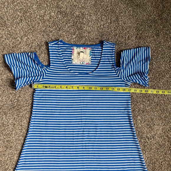 Cupio Cold Shoulder Short Sleeve Striped Knit A-Line Trapeze Dress, Size Small - Picture 4 of 9